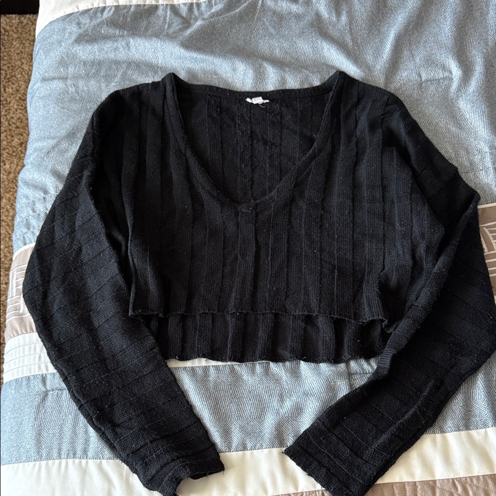 Garage Black V-Neck Crop Top